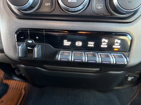 Used 2021 RAM 3500 Big Horn w/ Level 2 Equipment Group image 30