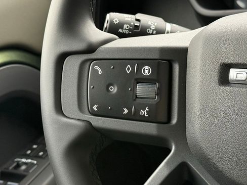 New 2026 Land Rover Defender 110 X-Dynamic SE image 20