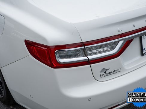 Used 2020 Lincoln Continental Reserve FWD image 10