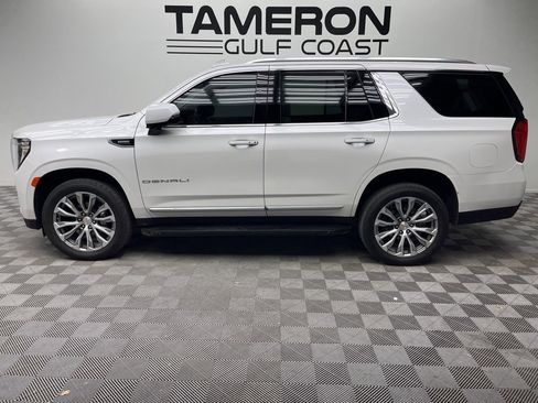 Certified 2021 GMC Yukon Denali image 2