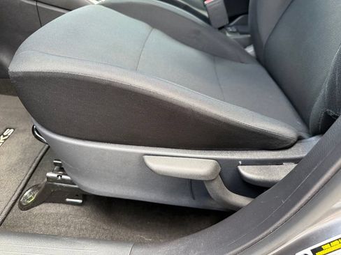 Used 2023 Nissan Kicks S FWD image 15