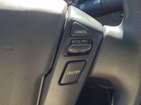 Used 2023 Nissan Frontier S image 22