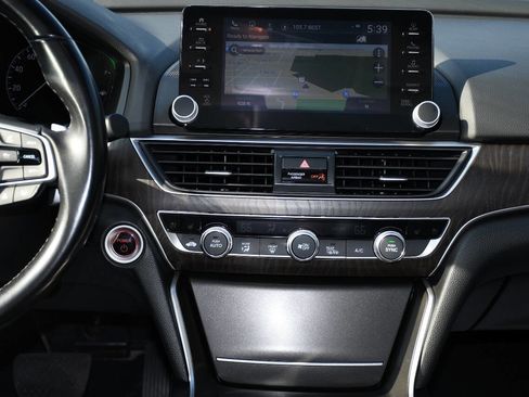 Used 2022 Honda Accord Touring image 28