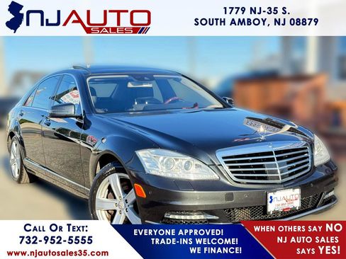Used 2011 Mercedes-Benz S 550 4MATIC image 1