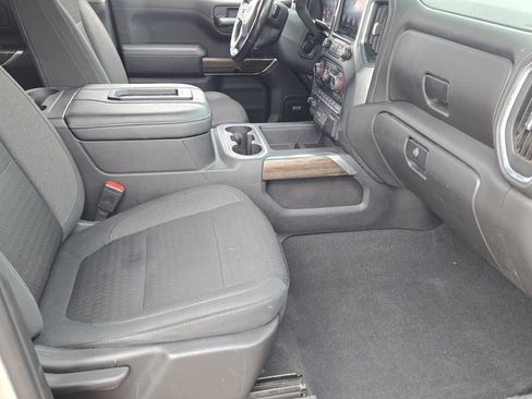 Used 2021 Chevrolet Silverado 1500 LT Trail Boss w/ Convenience Package II AWD/4WD image 5