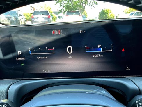 Used 2026 Nissan Sentra SV w/ SV Convenience Package FWD image 16