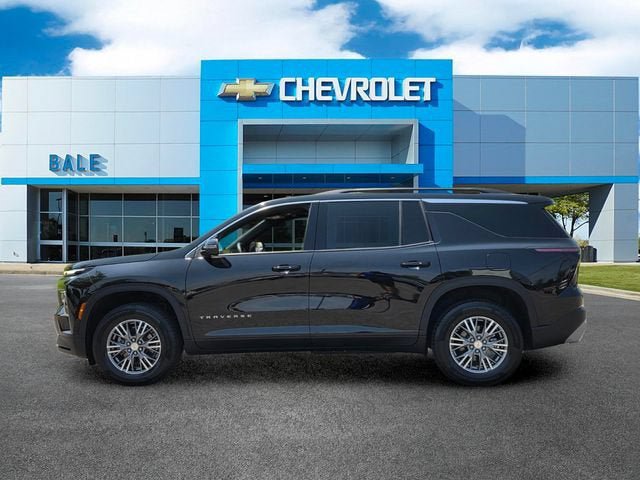 Used 2025 Chevrolet Traverse LT FWD image 6