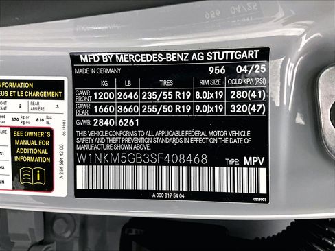 Certified 2025 Mercedes-Benz GLC 350e 4MATIC image 33