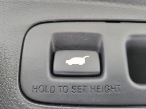 Used 2023 Honda CR-V Sport Touring image 10