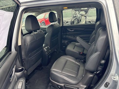 Certified 2023 Subaru Ascent Limited w/ Technology Package AWD/4WD image 14