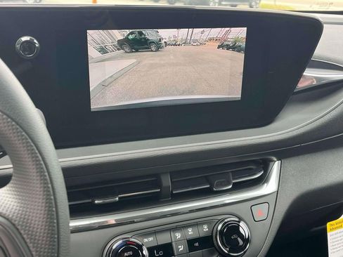 New 2026 Buick Envista Preferred FWD image 27