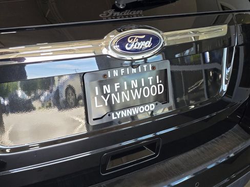 Used 2013 Ford Edge Limited AWD/4WD image 26