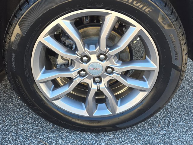 Used 2022 GMC Terrain SLT AWD/4WD image 11