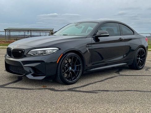 Used 2018 BMW M2 image 3