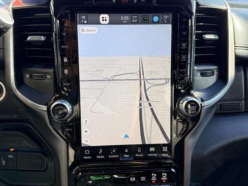 Used 2022 RAM 2500 Laramie w/ Night Edition image 25