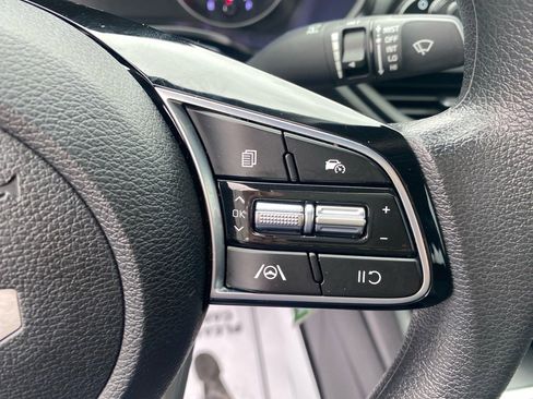 Certified 2023 Kia Forte LXS image 16