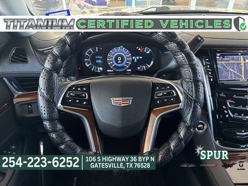 Used 2020 Cadillac Escalade Luxury image 23