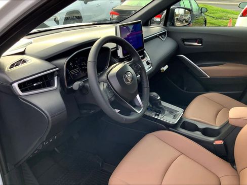 New 2026 Toyota Corolla Cross XLE image 8