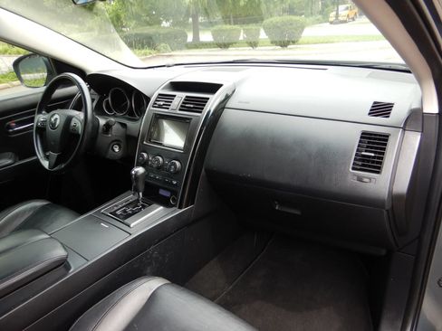 Used 2011 MAZDA CX-9 Touring AWD/4WD image 23