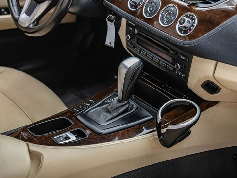 Used 2011 BMW Z4 sDrive30i w/ Premium Pkg RWD image 22