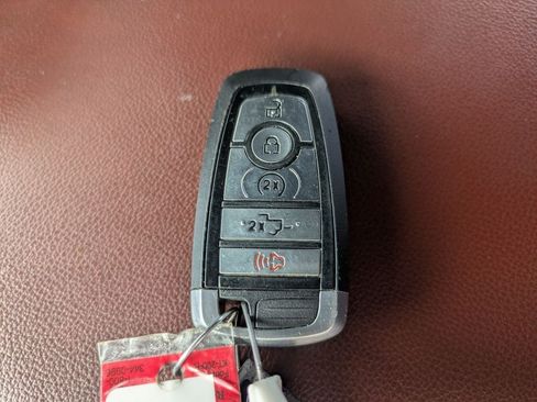 Used 2021 Ford F150 Lariat w/ Equipment Group 502A High AWD/4WD image 32