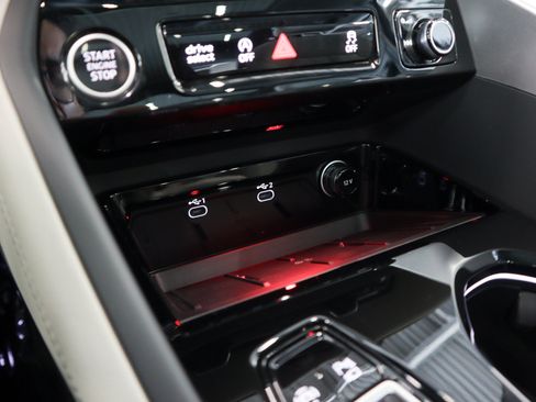 New 2026 Audi Q5 Premium Plus AWD/4WD image 22