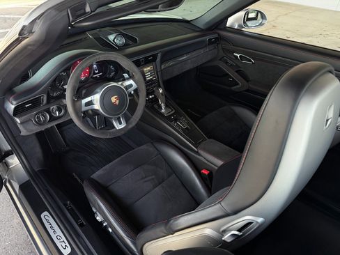 Used 2016 Porsche 911 Carrera GTS image 35
