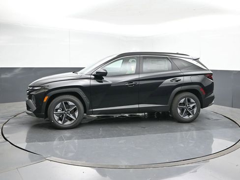 New 2026 Hyundai Tucson SEL w/ Tow & Go Package FWD image 3