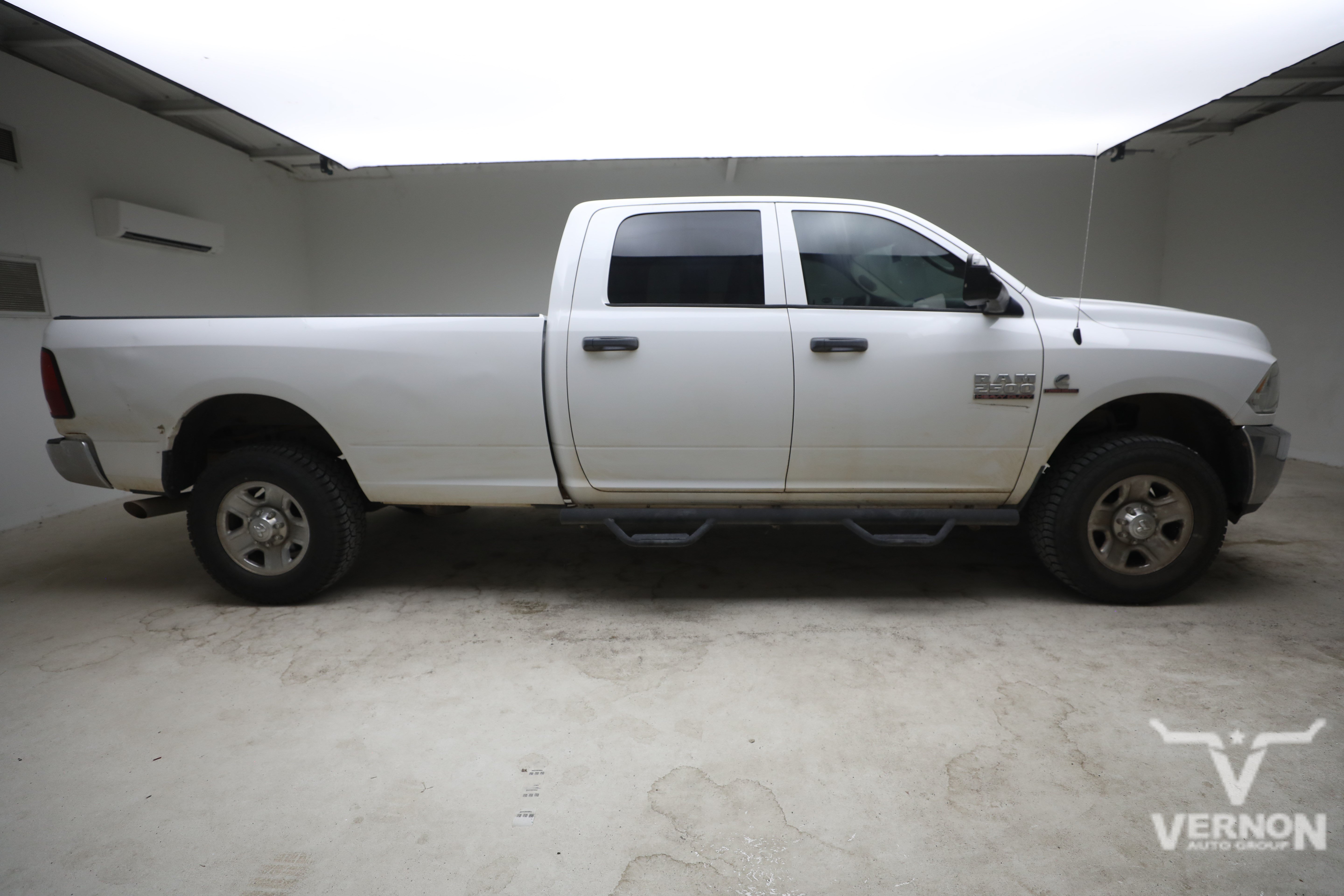 Used 2015 RAM 2500 Tradesman w/ Chrome Appearance Group AWD/4WD image 4
