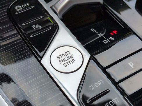 New 2026 BMW X5 sDrive40i w/ M Sport Package image 28