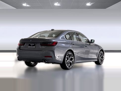 Used 2026 BMW 330i Sedan w/ Premium Package image 8
