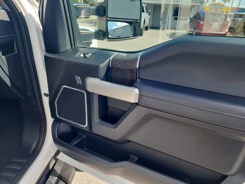 Used 2020 Ford F450 Lariat w/ Lariat Ultimate Package image 29