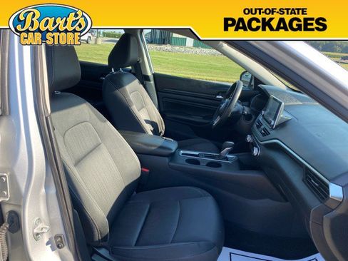 Used 2019 Nissan Altima 2.5 S FWD image 14