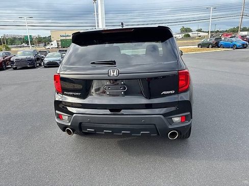 Used 2023 Honda Passport EX-L image 10