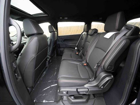 New 2026 Honda Odyssey Sport-L image 23