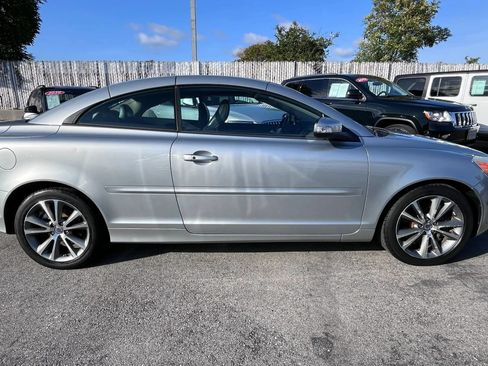 Used 2011 Volvo C70 T5 FWD image 8