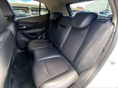 Used 2021 Buick Encore Preferred w/ Safety Package II FWD image 29