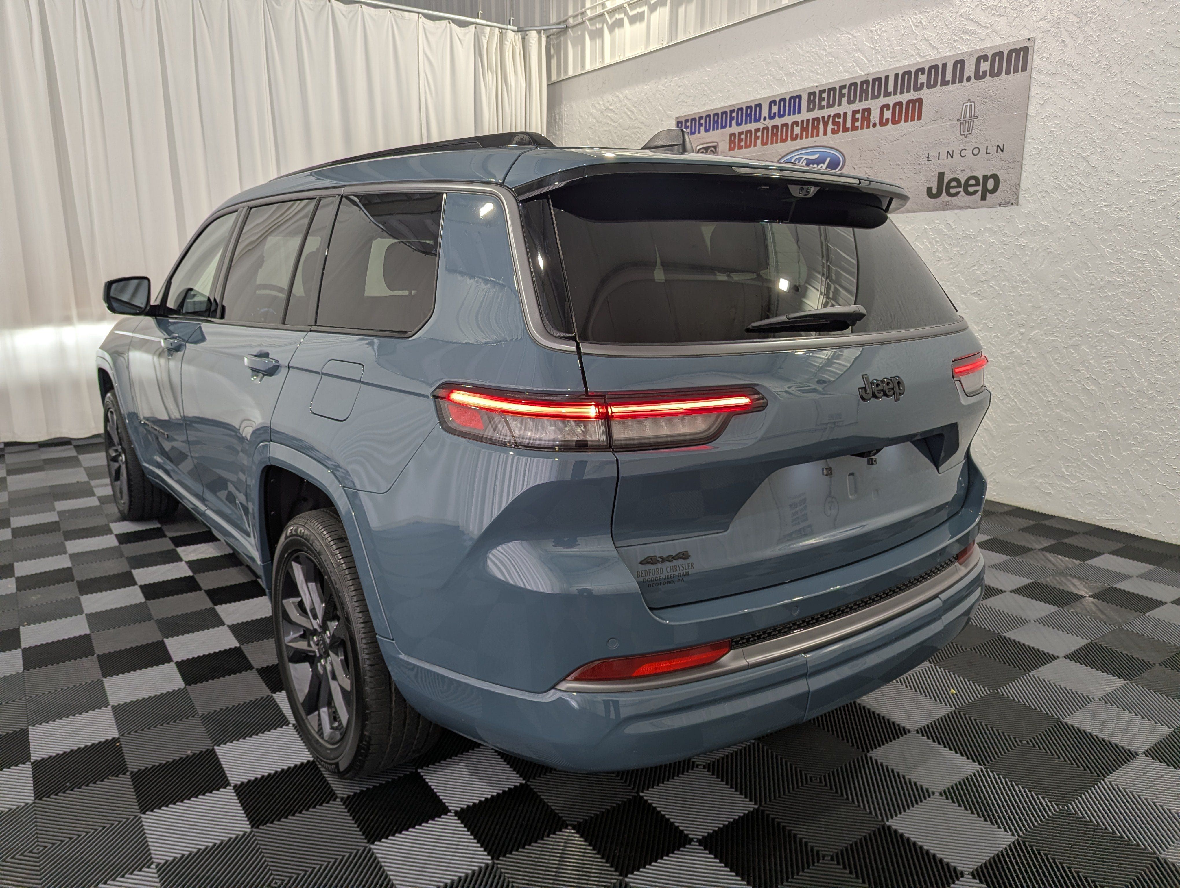 Used 2026 Jeep Grand Cherokee L Limited AWD/4WD image 11