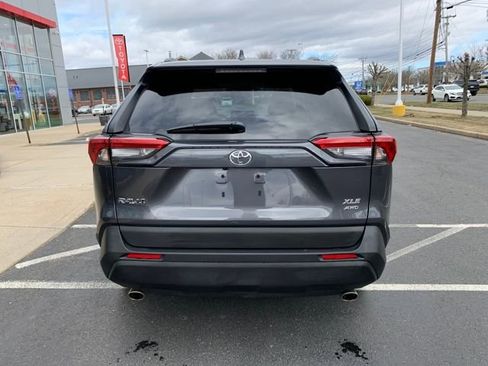 Used 2025 Toyota RAV4 XLE image 4