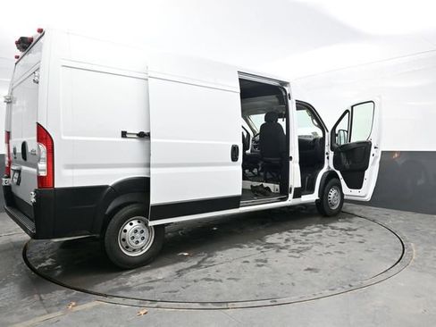 Used 2025 RAM ProMaster 2500 w/ Convenience Group FWD image 45