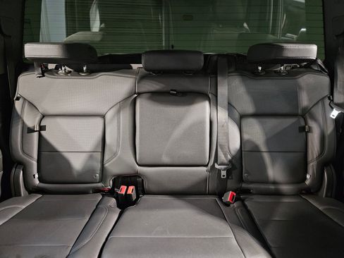 Used 2024 GMC Sierra 1500 SLT w/ SLT Convenience Package image 13