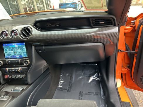 Used 2020 Ford Mustang Shelby GT500 w/ Technology Package image 29