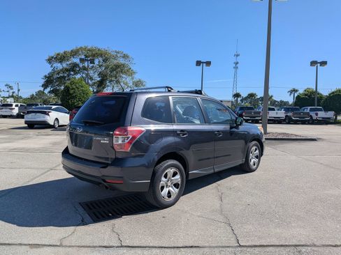 Used 2014 Subaru Forester 2.5i AWD/4WD image 4