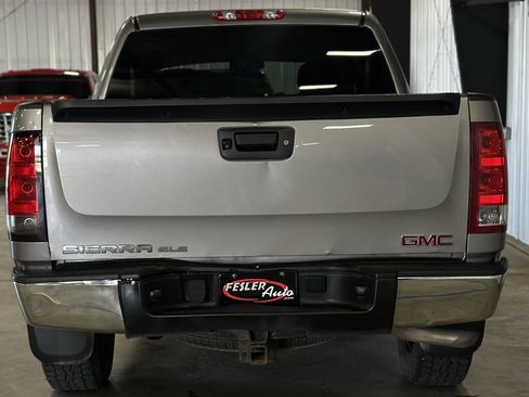 Used 2013 GMC Sierra 1500 SLE w/ Power Tech Package RWD image 4