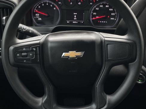 Used 2023 Chevrolet Silverado 1500 Custom image 12