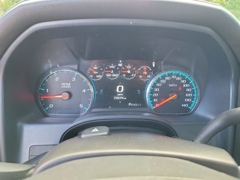 Used 2019 GMC Sierra 2500 Denali w/ Duramax Plus Package AWD/4WD image 25