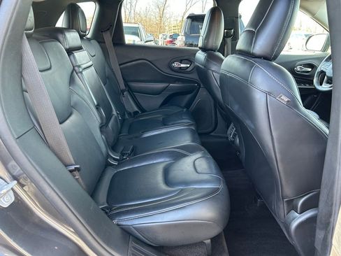 Certified 2016 Jeep Cherokee Limited image 24