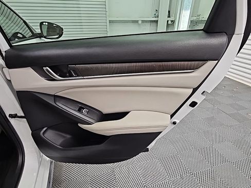 Used 2021 Honda Accord EX-L image 34