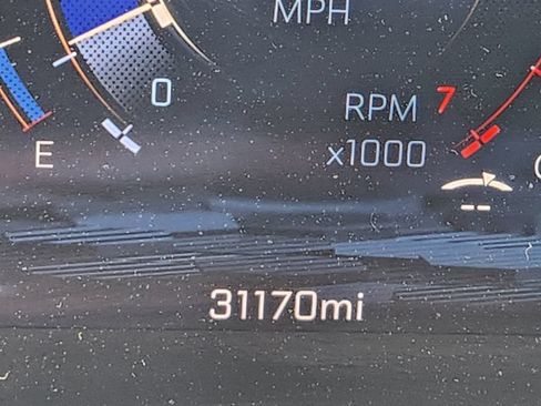 Used 2025 Chevrolet Suburban Z71 AWD/4WD image 10