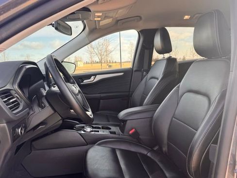 Used 2024 Ford Escape Platinum image 6